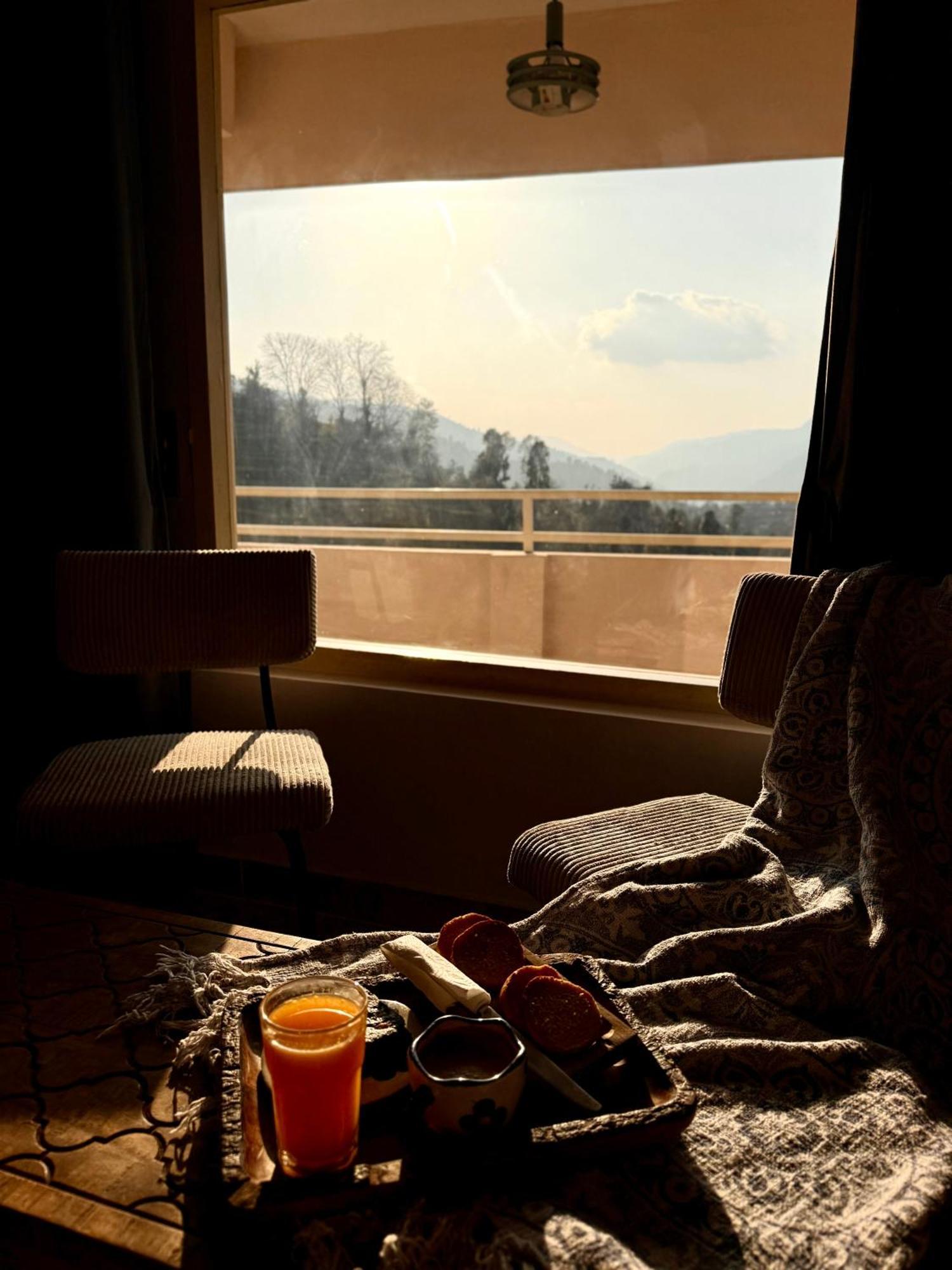 Nazaara -Thhpsociety - Mukteshwar - Witness The View From Your Bed Exterior foto